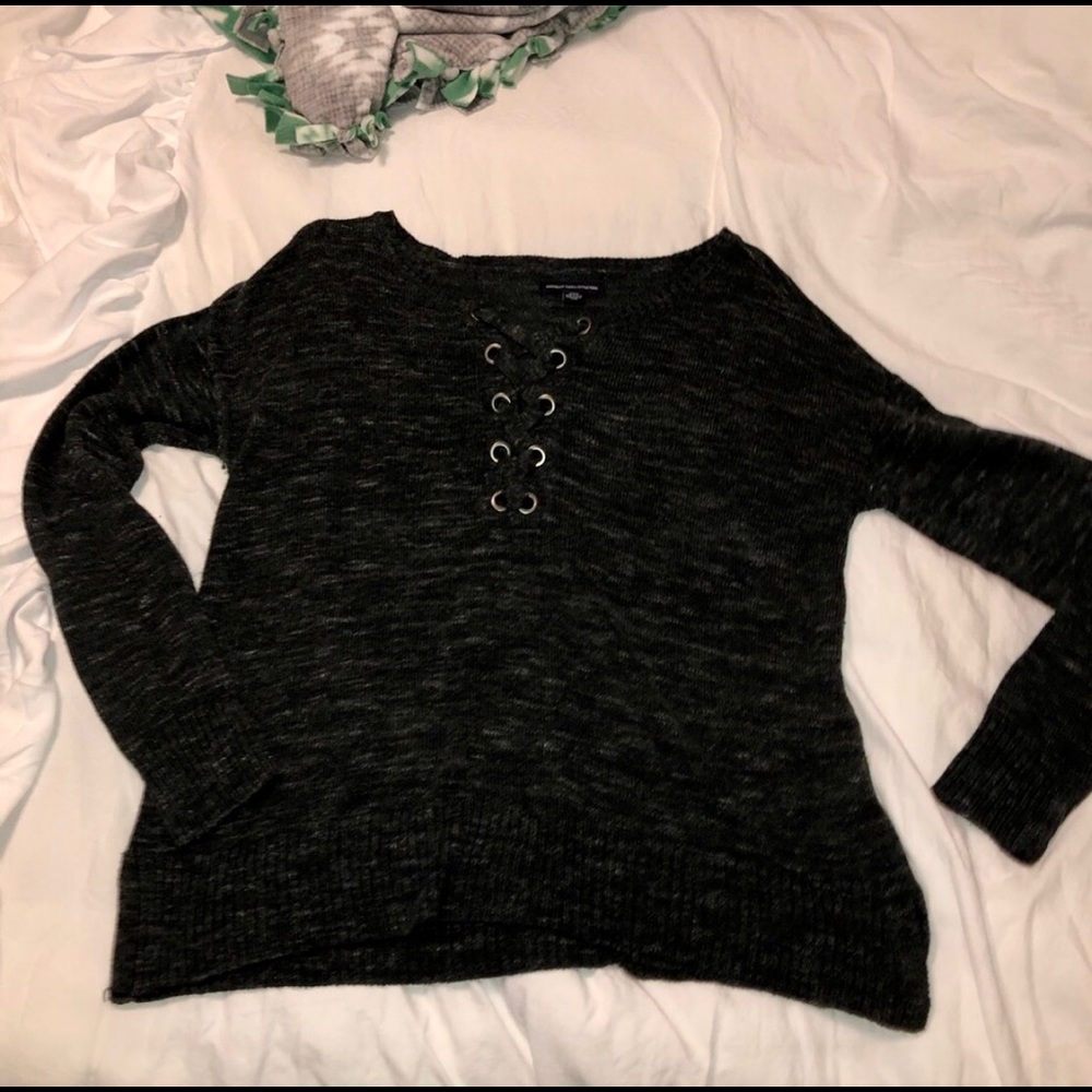 American Eagle Cropped Sweater
